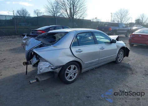 2006 Honda Accord 2.4 Ex from USA, damaged, VIN 1HGCM56746A149745